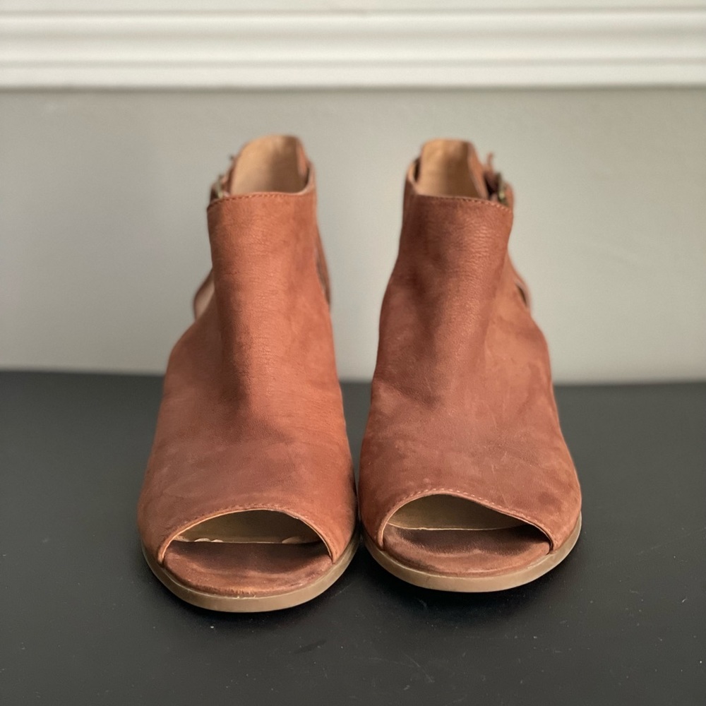 Lucky Brand Booties Brown Leather Barimo Open Toe Sandal Low Heel Size 8 - Picture 3 of 9